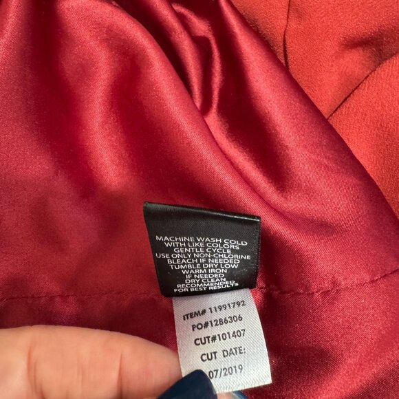 Torrid Blazer Jacket 2 / 2X Red Long Single Button Pockets Holiday Christmas - Picture 9 of 10